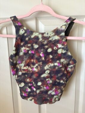 Lululemon Cropped Tank Top Built In Bra Size 4 Multicolor Printed